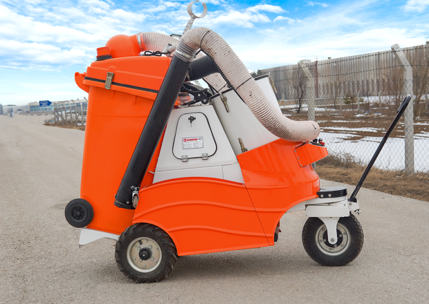 Kademe-Elle-Çekilir-Elektrikli-Süpürme-Makinası-3