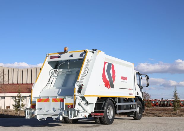 Kademe-Hidrolik-Sıkıştırmalı-Çöp-Kamyonu-6