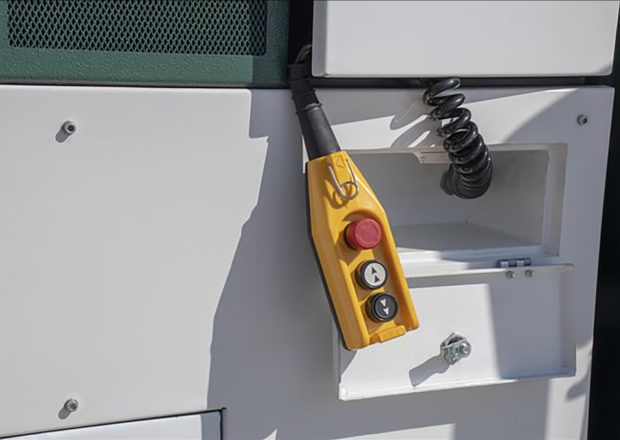 Kademe-Kompakt-Yol-Süpürme-Makinası-8