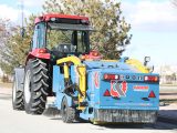 Kademe-Traktörle-Çekilir-Tip-Yol-Süpürme-Makinası-4